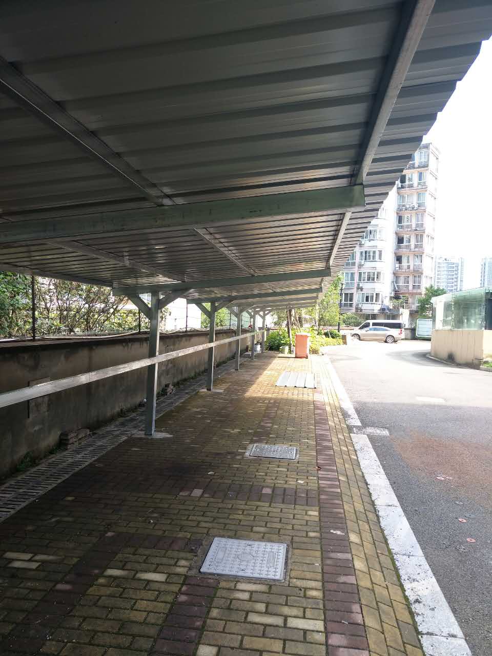 自行車棚 (2)
